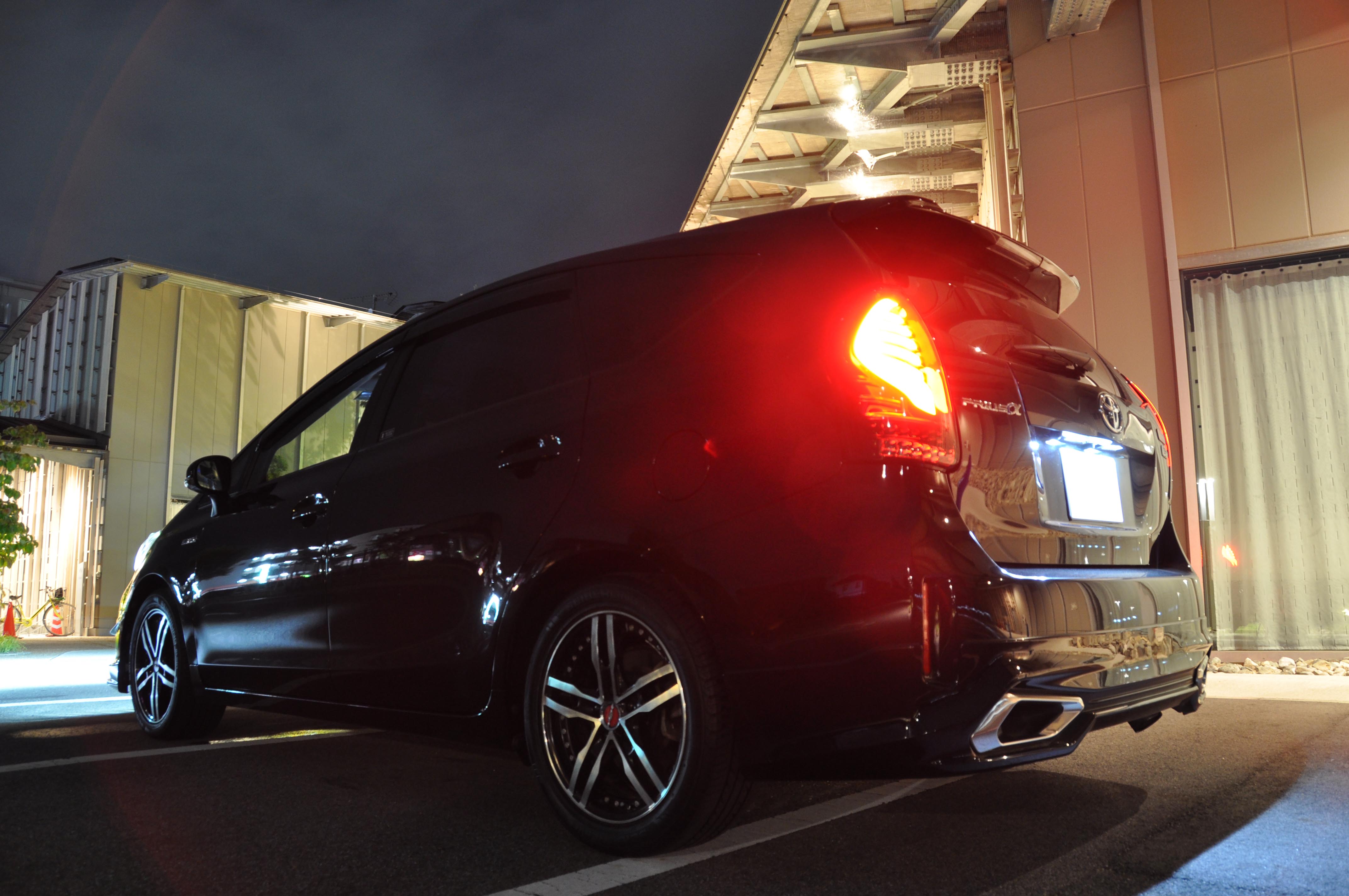 ���t����